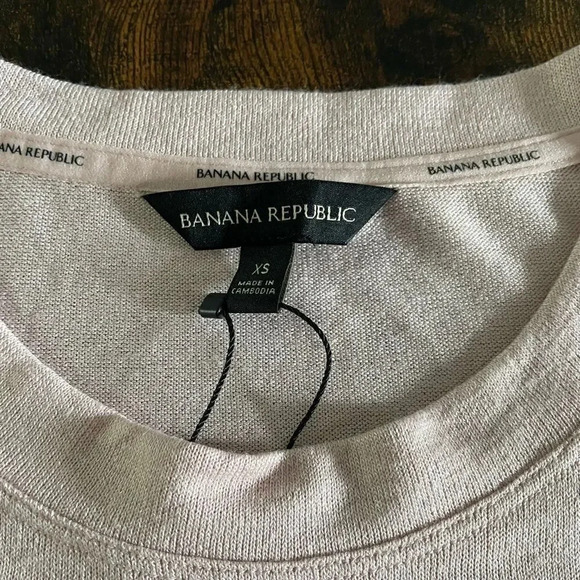 Banana Republic Long Sleeve Crewneck Top - Picture 10 of 11